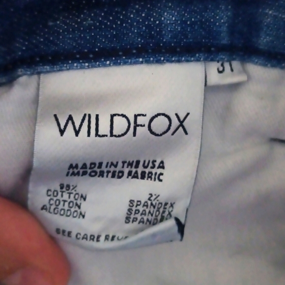 🦊 Wildfox Michelle Boyfriend Distressed Raw Hem Jean Shorts. Size 31 - Picture 3 of 17